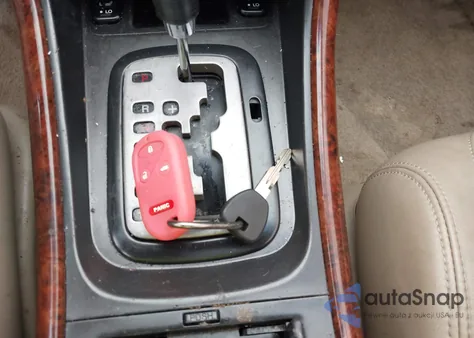 2001 Acura Tl 3.2 from USA, damaged, VIN 19UUA56601A017465